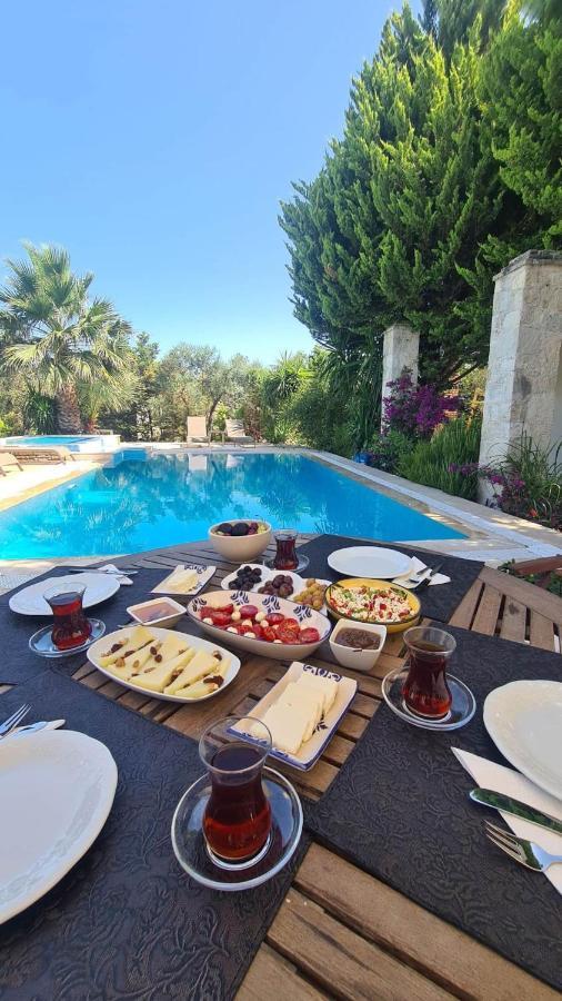 Bir Dem Urla Hotel Buitenkant foto