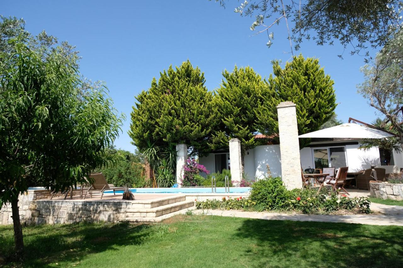 Bir Dem Urla Hotel Buitenkant foto