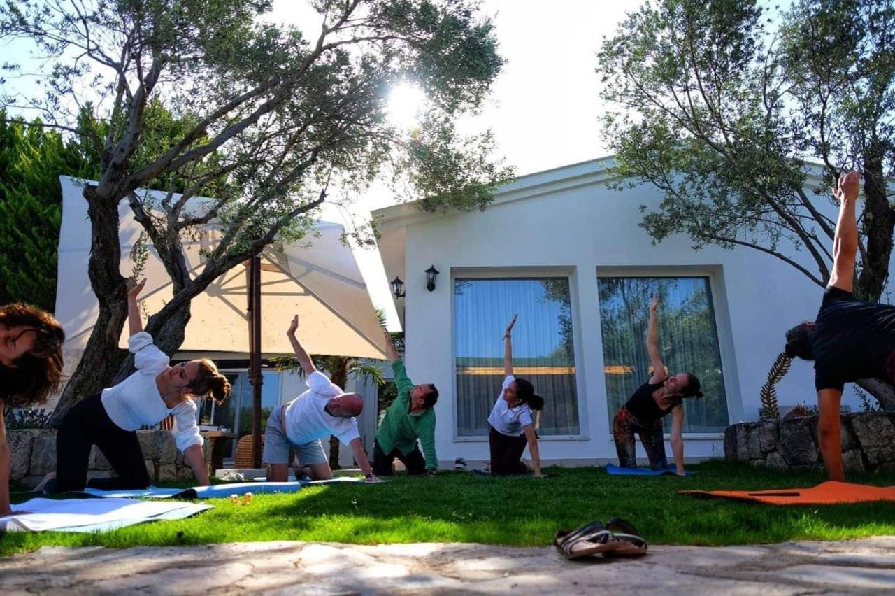 Bir Dem Urla Hotel Buitenkant foto